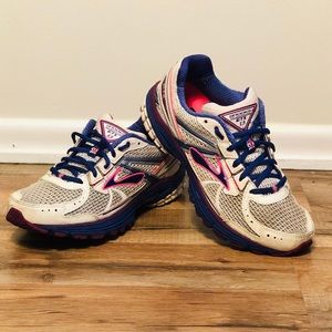 Brooks Running Sneaker